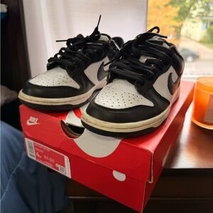 Nike Kids Black and White Low-Top Sneakers